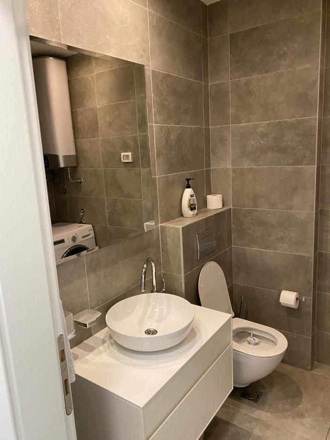 Apartment Sofia, City Centar ポドゴリツァ エクステリア 写真