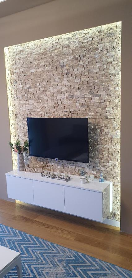Apartment Sofia, City Centar ポドゴリツァ エクステリア 写真